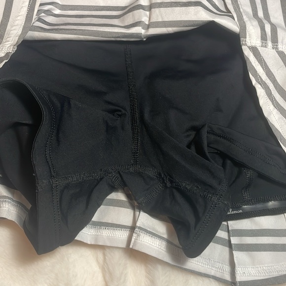 Lululemon Run: Pace Setter Skirt - Picture 3 of 3